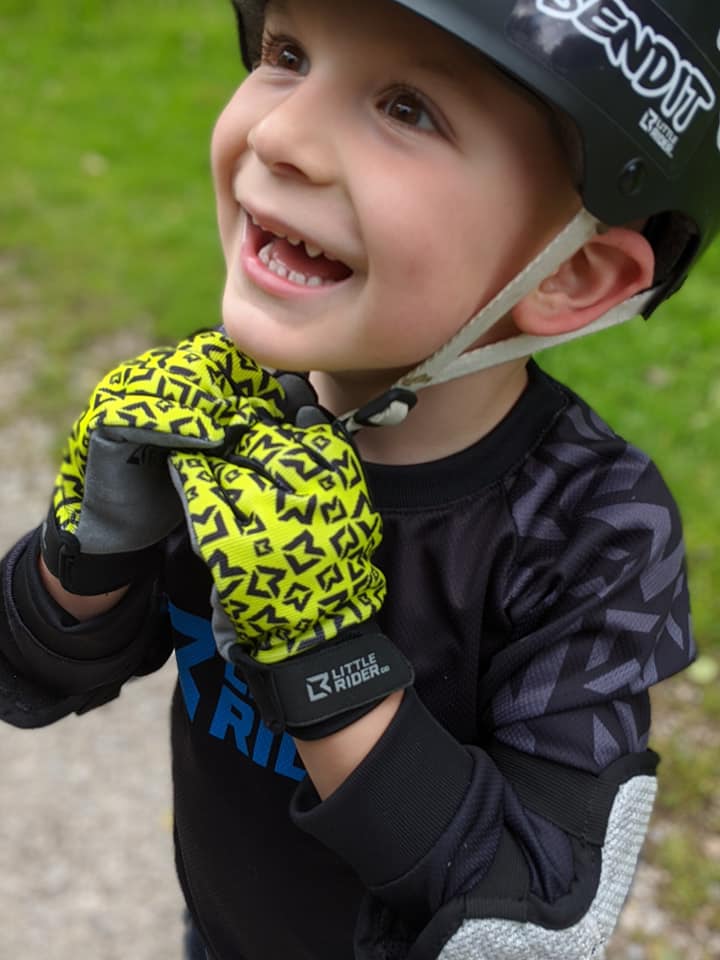 Little Rider Co Tech Kids bike gloves – Little Rider LLC